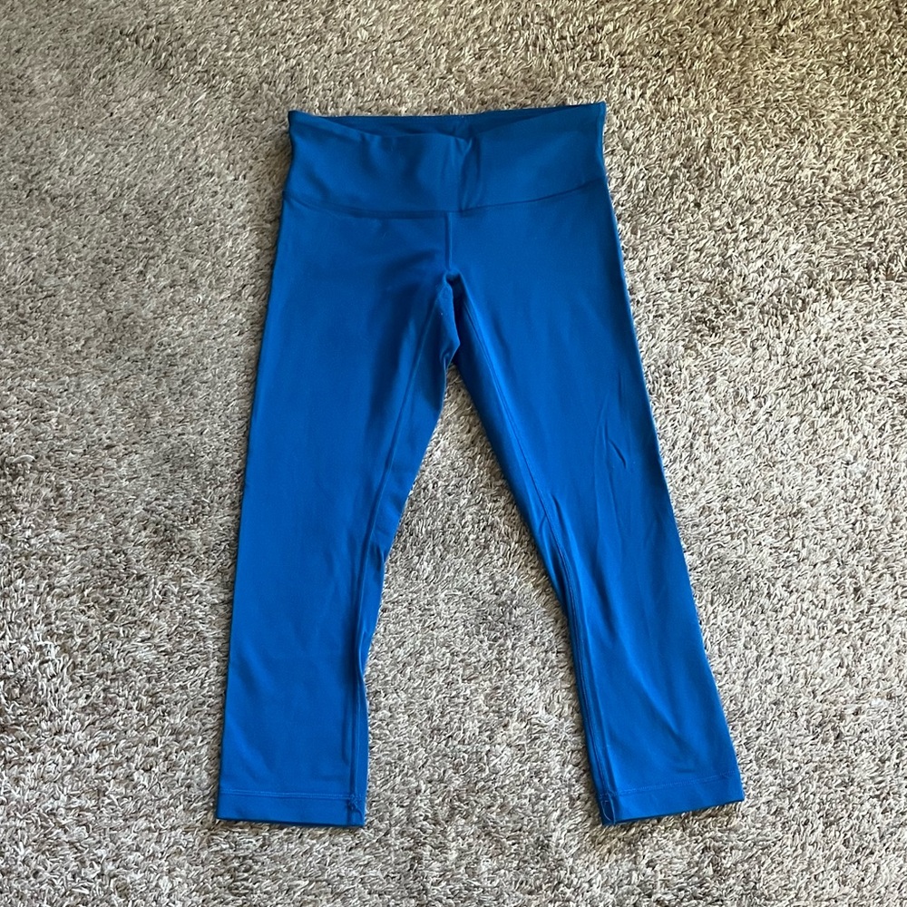 Wunder Under Cropped Leggings